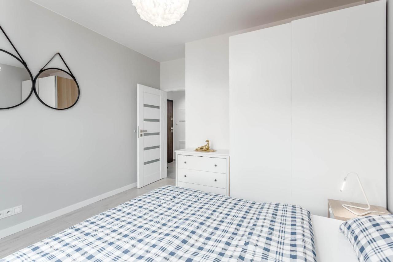 Chill Apartments Ursus Warsaw Exterior photo