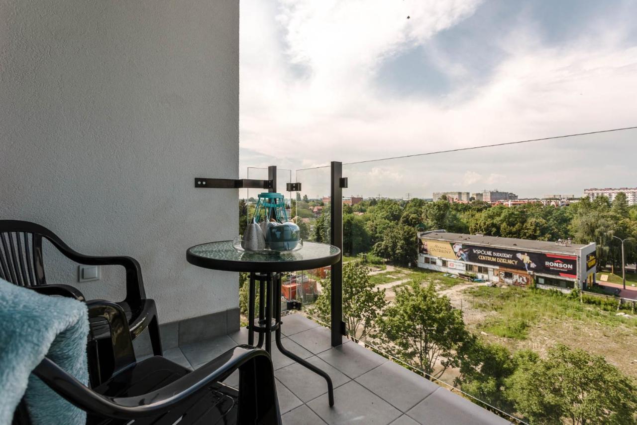 Chill Apartments Ursus Warsaw Exterior photo