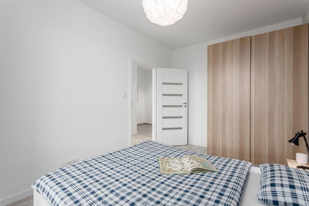Chill Apartments Ursus Warsaw Exterior photo