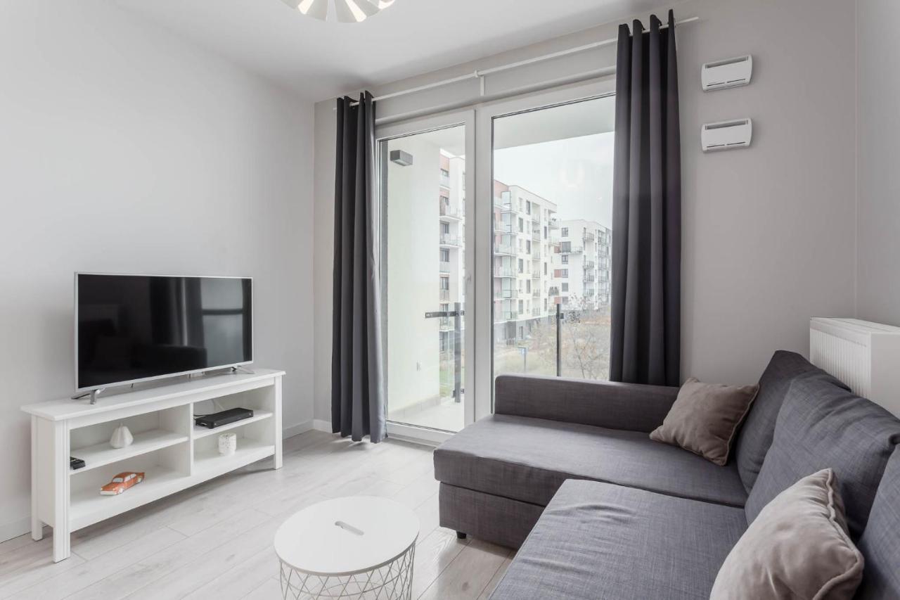 Chill Apartments Ursus Warsaw Exterior photo